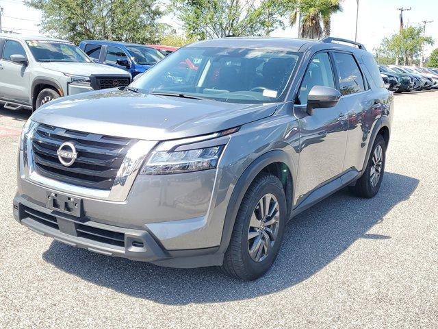2022 nissan pathfinder sv