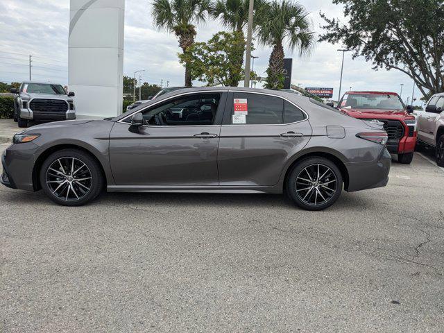 2024 toyota camry se