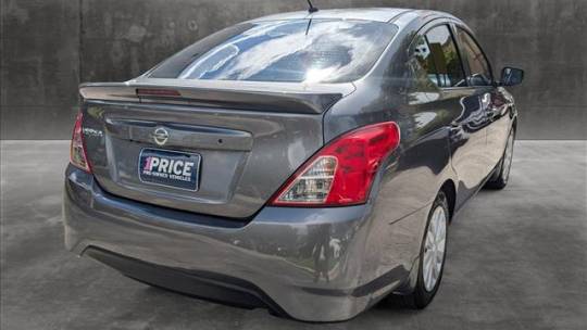 2019 nissan versa s