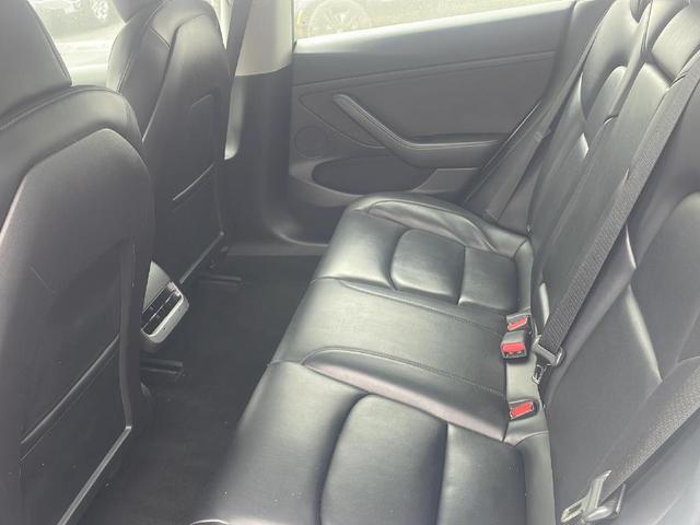 2022 tesla model 3 base