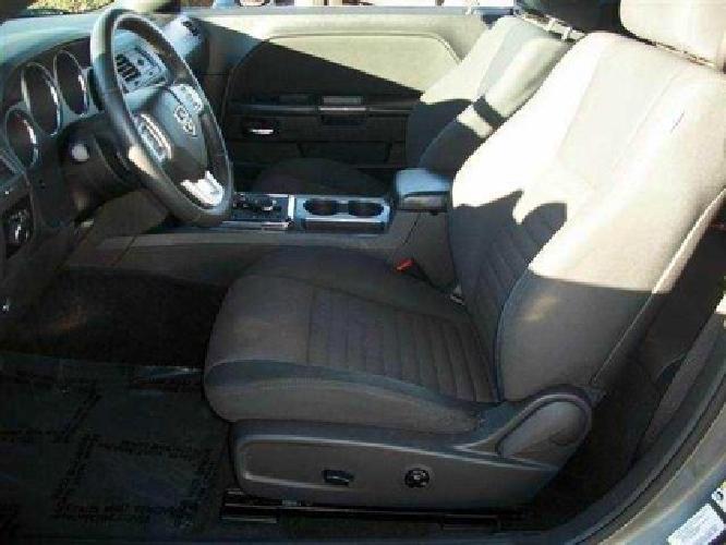 2011 dodge challenger coupe 2d in davis, ca