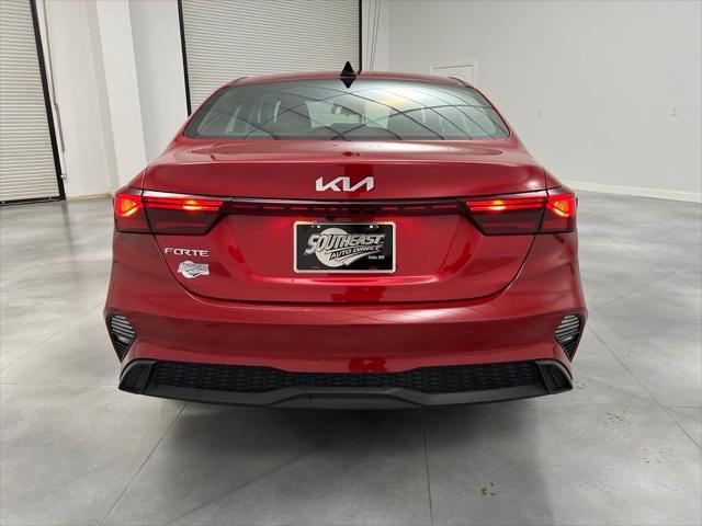 2023 kia forte lxs