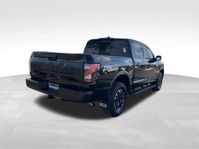 2023 nissan titan pro-4x