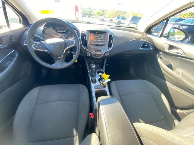 2017 chevrolet cruze lt