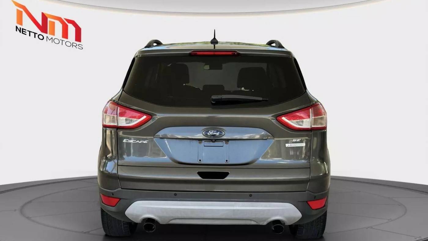 2016 ford escape se
