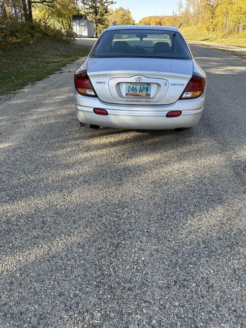 very clean 2001 oldsmobile aurora
