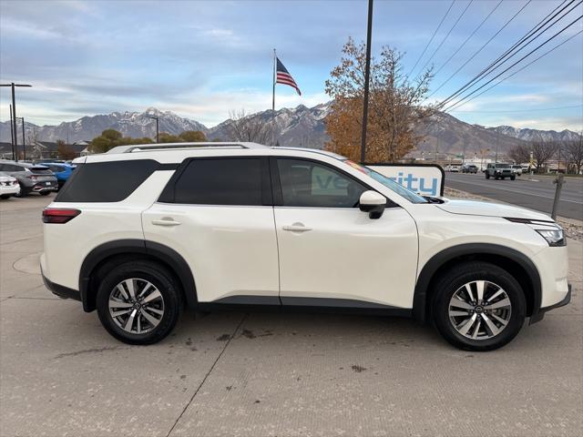 2022 nissan pathfinder sl 4wd