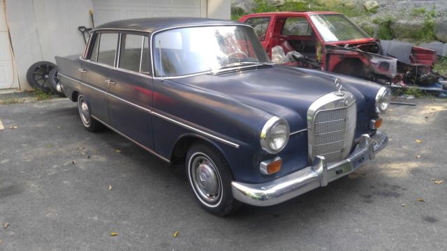 1966 mercedes-benz 230 fintail w111 second series