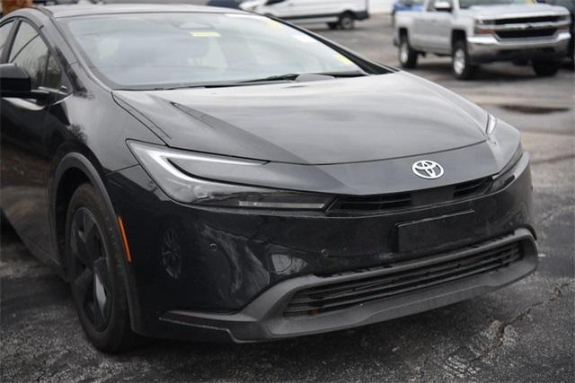 2024 toyota prius le