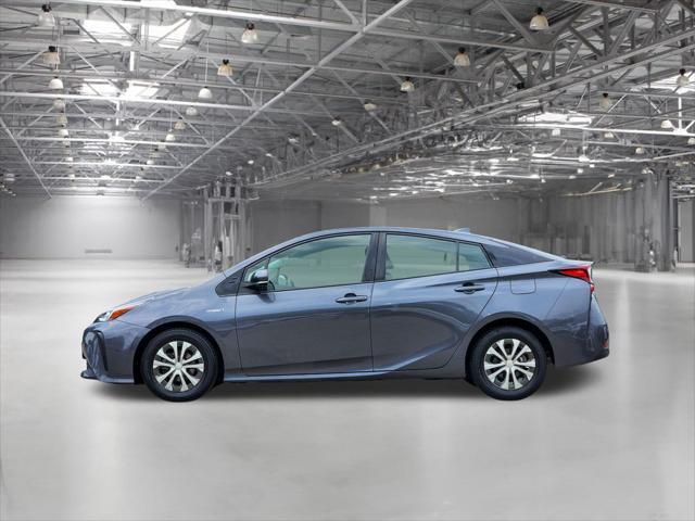 2019 toyota prius l