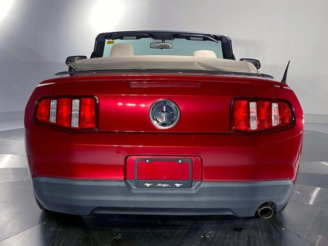 2010 ford mustang v6