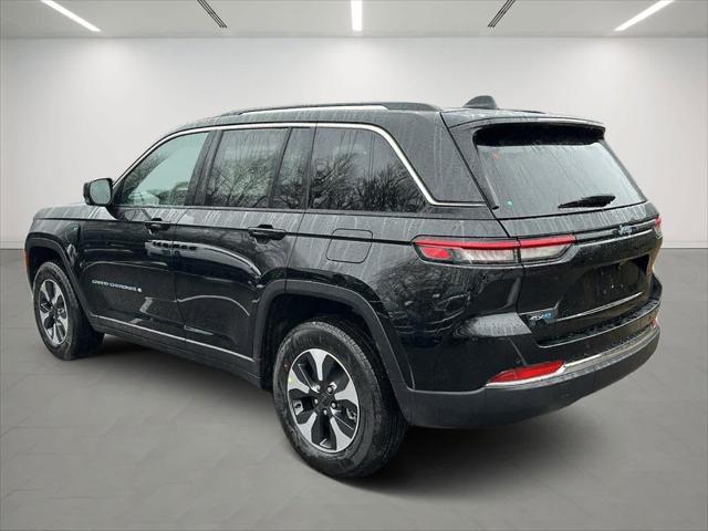 2024 jeep grand cherokee 4xe base