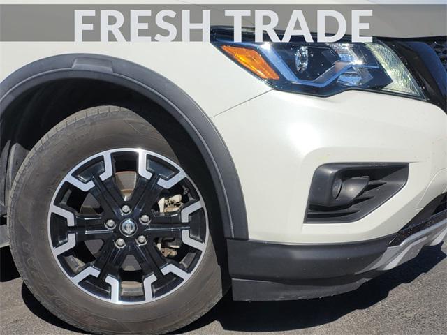2020 nissan pathfinder sl 2wd