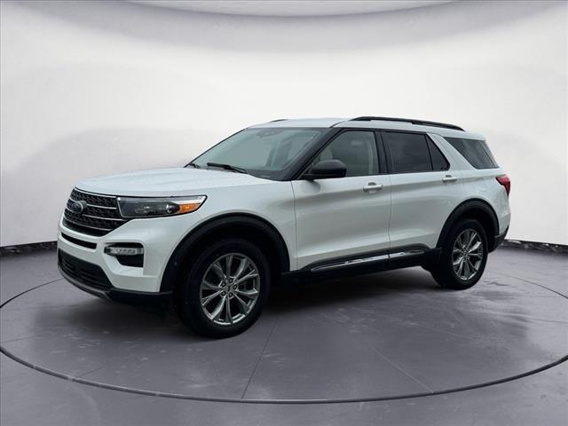 2022 ford explorer xlt