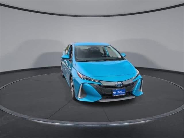 2022 toyota prius prime le in latham, new york