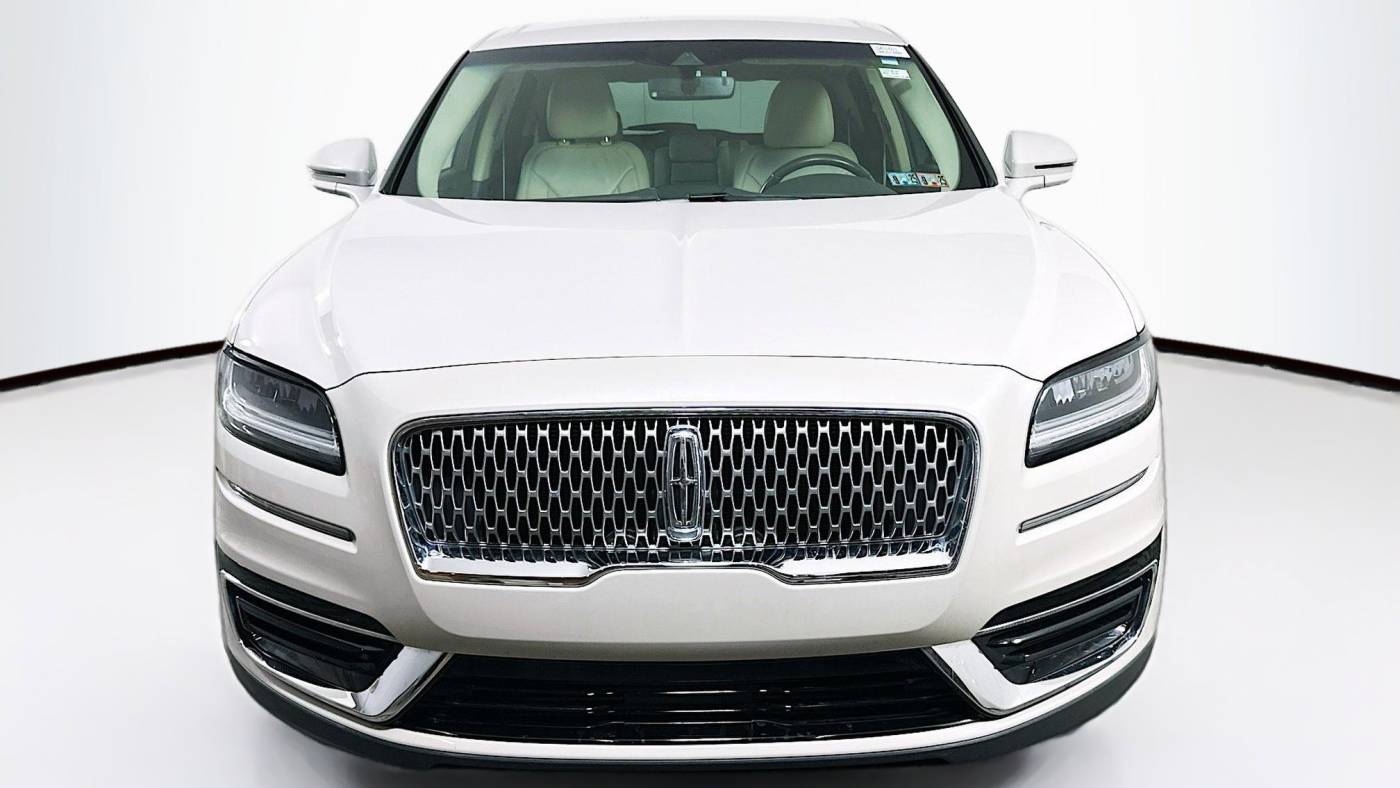 2019 lincoln nautilus select