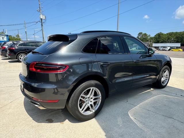 2017 porsche macan base