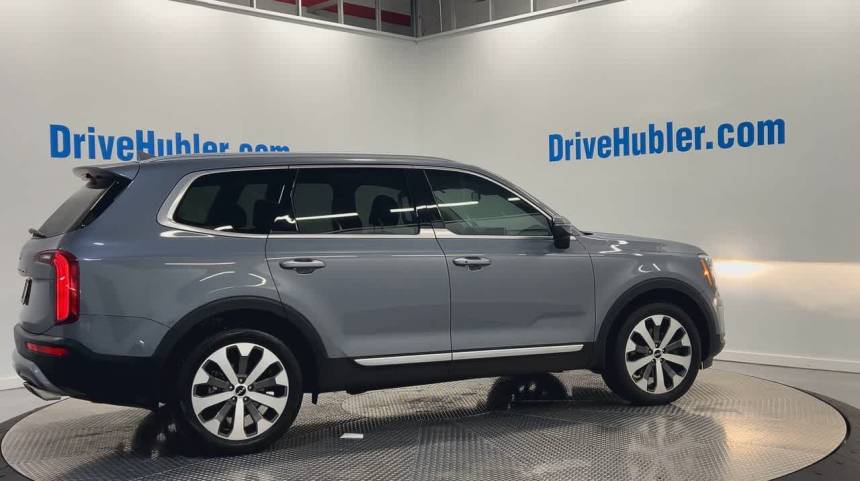 2022 kia telluride s