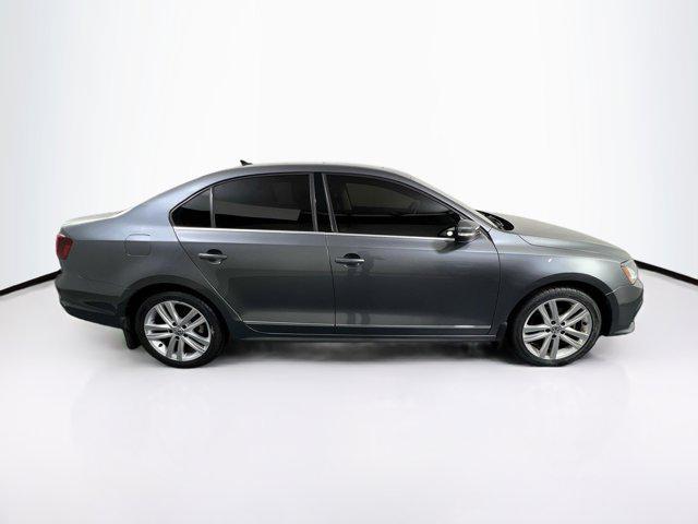 2017 volkswagen jetta 1.8t sel