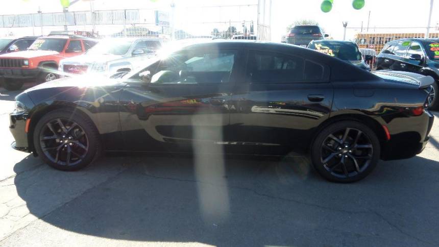2020 dodge charger sxt