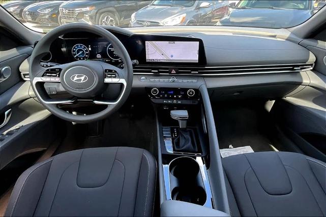 2024 hyundai elantra hev blue