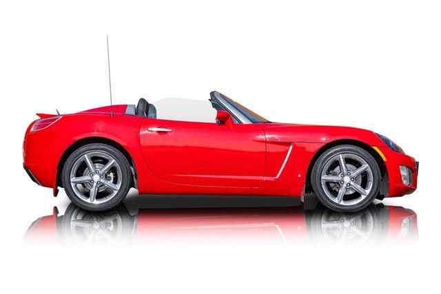 2008 saturn sky red line