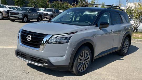 2024 Nissan Pathfinder sl