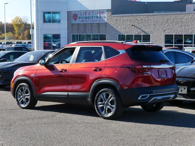 2022 kia seltos s