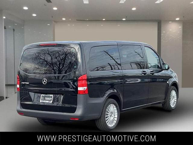 2023 mercedes-benz metris base