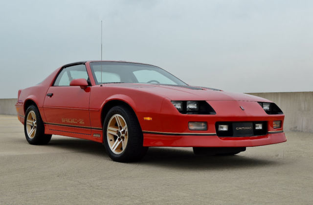 no reserve 1986 iroc z28 1 owner only 2,622 miles collector quality we finance