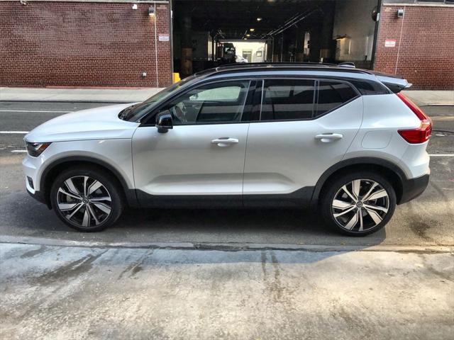 2021 volvo xc40 recharge pure electric p8