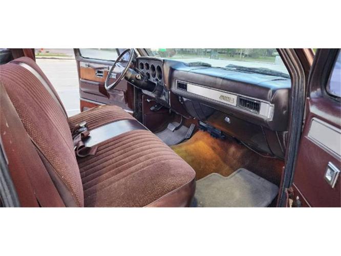 1984 gmc sierra in cadillac, michigan