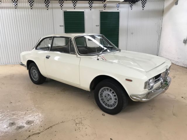 1967 alfa romeo gt veloce junior step nose 2.0l engine amazing condition