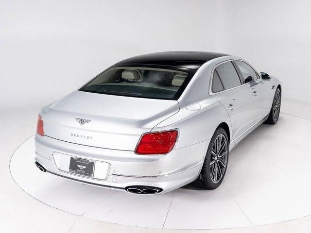 2021 bentley flying spur v8