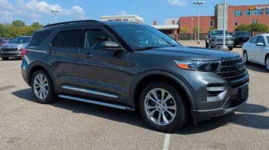 2020 ford explorer xlt