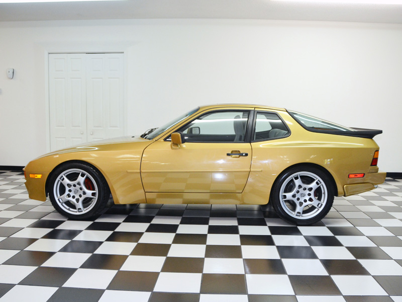 collectible low miles 5-speed serviced unique rare 911 boxster clean carfax