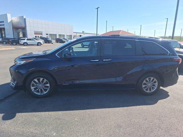 2021 toyota sienna xle 7 passenger