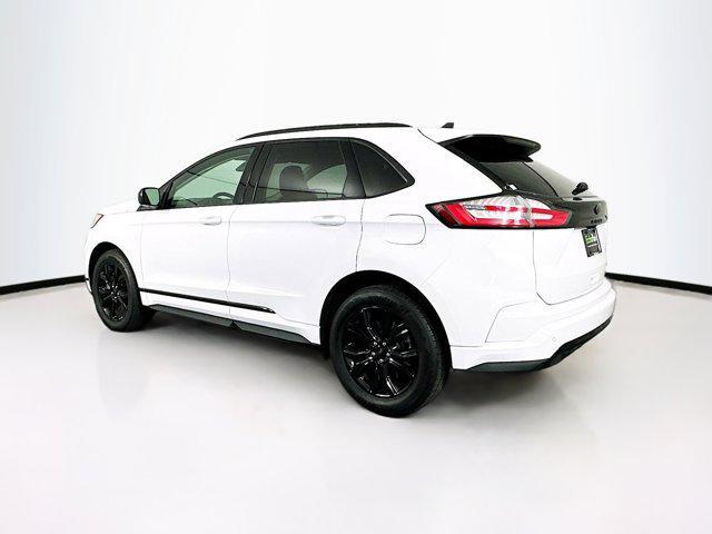 2023 ford edge se