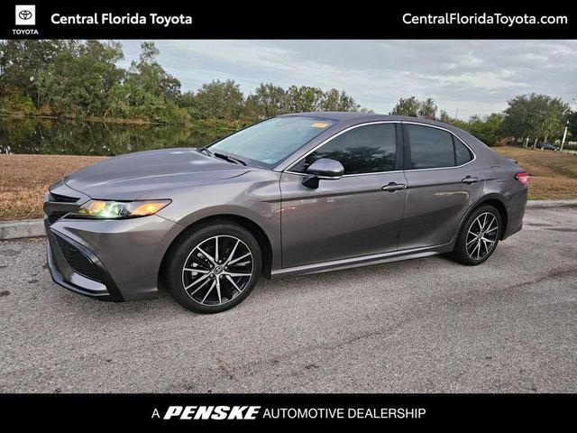 2023 toyota camry se