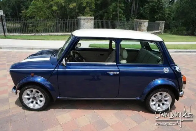 austin mini cooper loaded premium crave luxury auto 281-651-2101