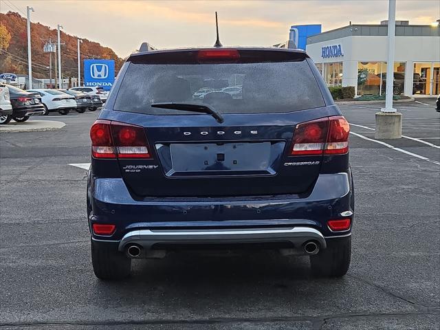 2017 dodge journey crossroad