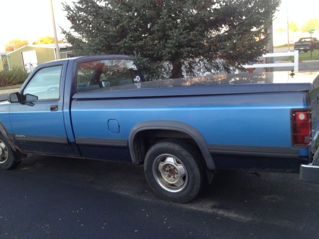 1991 dodge dakota base standard cab pickup 2-door 3.9l