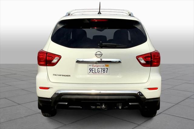 2017 nissan pathfinder s