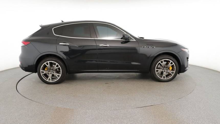 2022 maserati levante modena