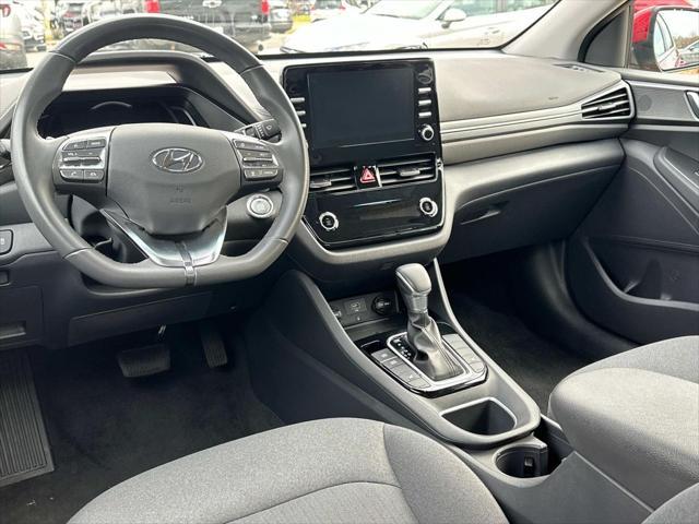 2022 hyundai ioniq hybrid sel
