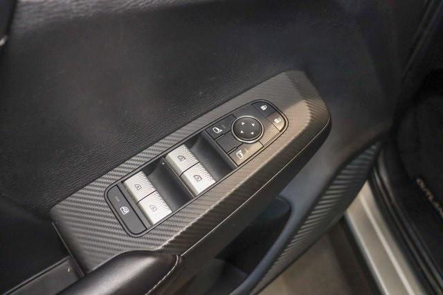 2022 mitsubishi outlander se launch edition