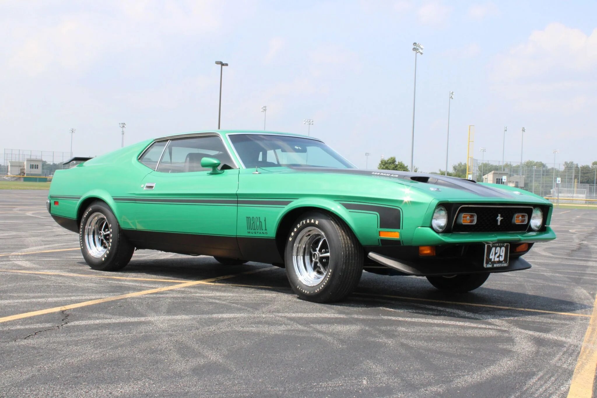 ford mustang mach 1