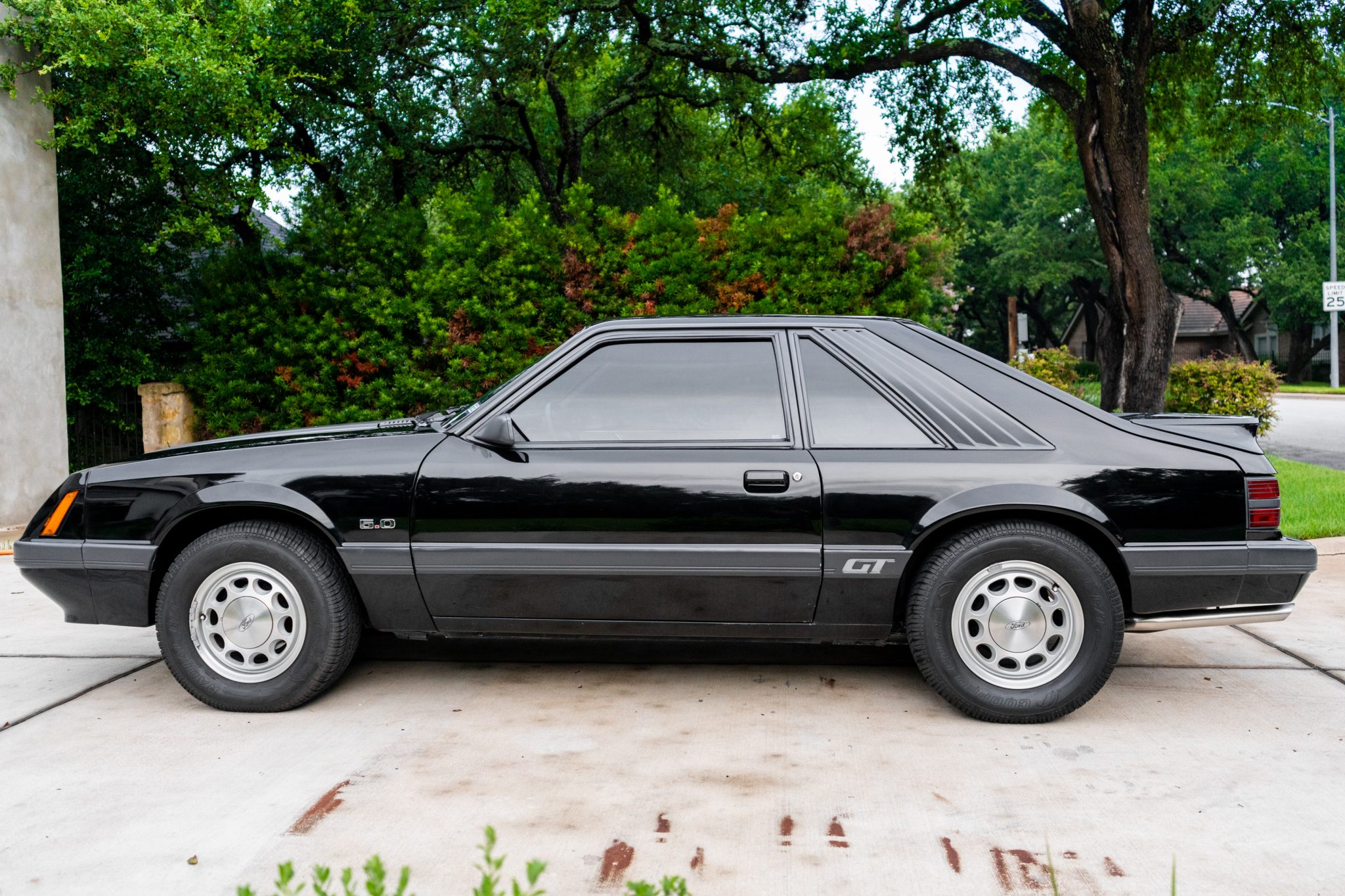 1985 ford mustang gt 5.0 5-speed