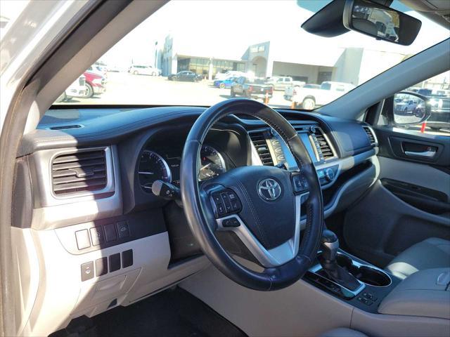 2019 toyota highlander xle