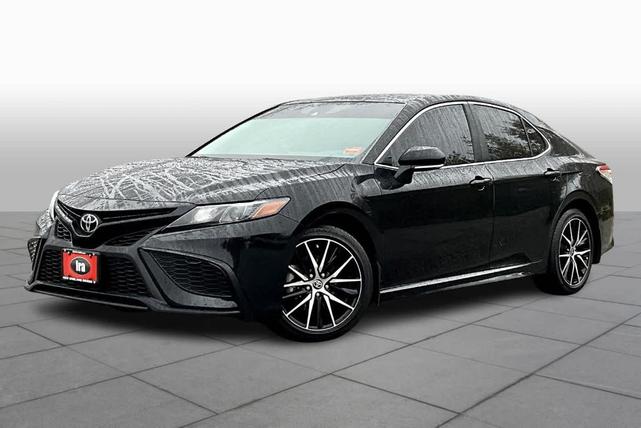 2024 toyota camry se